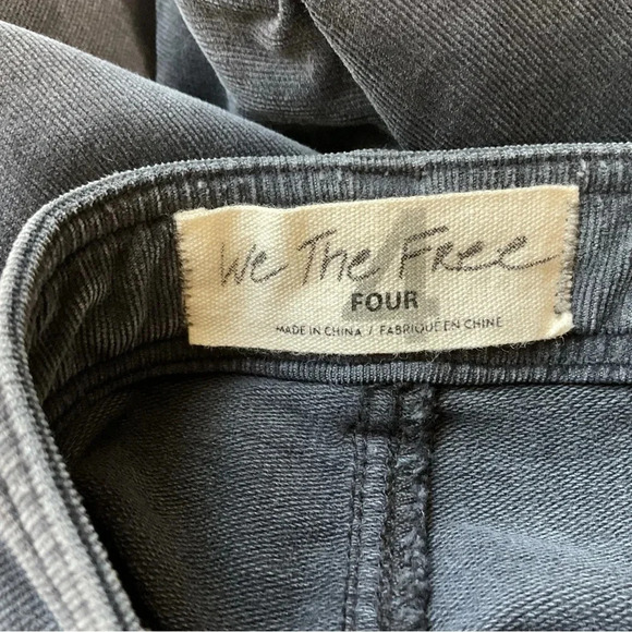 Free People Fine Line Straight Leg Crop Jeans Size 4‎ - Picture 6 of 7